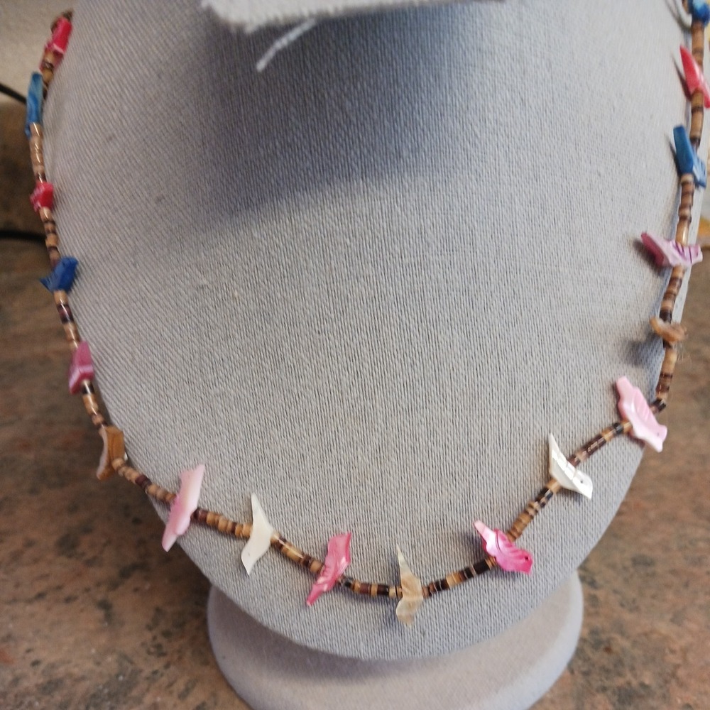 Southwestern Fetish Necklace Carved Stone Animal Birds Bear Zuni Style Vintage